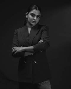 nikhila-vimal-in-coffee-brown-blazer-coat-pant-photo-003
