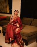 nikhila-vimal-in-rich-maroon-red-saree-with-Dark-emerald-green-or-forest-green-blouse-styling-photos-003