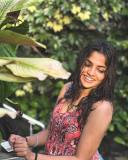 nikhila-vimal-no-makeup-look-photos-002