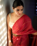 Nikhila-Vimal-latest-photos-in-cherry-red-Saree-002