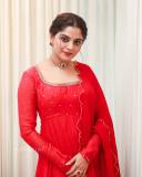Nikhila-Vimal-new-photos-in-red-handloom-Salwar-Suit-by-kalaakaari-002