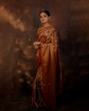 nikhila-vimal-in-kanchivaram-pattu-sarees-with-designer-blouse-photos-010