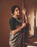 nikhila-vimal-in-traditional-dress-photos-001