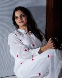 nikhila-vimal-in-white-kurta-with-love-symbol-design-set-dress-photos-002