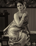 nikhila-vimal-latest-photoshoot-in-damayanthi-look-003