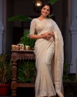 nikhila vimal new look-006