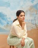 nikhila-vimal-new-look-and-makeup-trend-photos-009