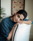 nikhila-vimal-new-look-fashion-photos2022