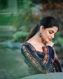 nikhila-vimal-new-outfit-for-joandjo-success-party-002