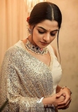 nikhila-vimal-photoshoot-in-new-look-001