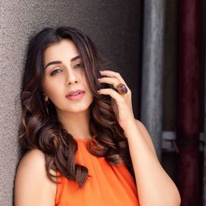 1_nikki-galrani-photos-new-011