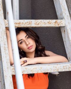 1_nikki-galrani-photos-new-013