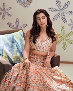 nikki-galrani-images-007