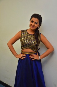 nikki-galrani-images-098-00271