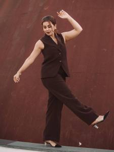 nikki-galrani-in-coffee-brown-regular-fit-pants-and-top-photos