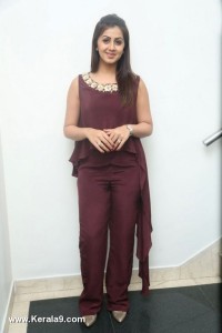 nikki-galrani-latest-photos-333-03995
