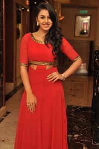 nikki-galrani-latest-pics-00214