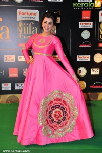 nikki-galrani-latest-pics-300-00353