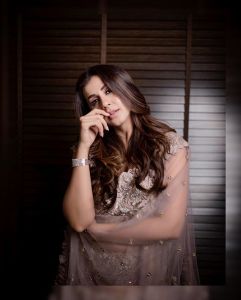 nikki galrani new pics