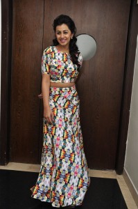 nikki-galrani-photos-258-00749