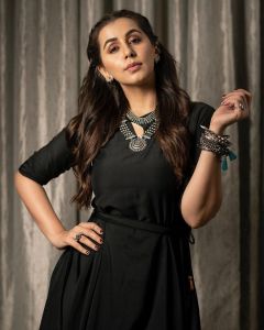 nikki-galrani-photos-new021-015