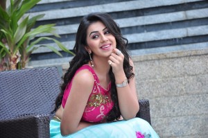nikki-galrani-pictures-159-00946
