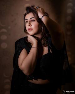 nikki-galrani-travel-photos-006
