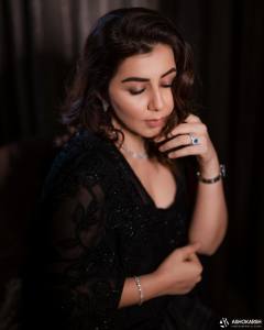 nikki-galrani-travel-photos-008