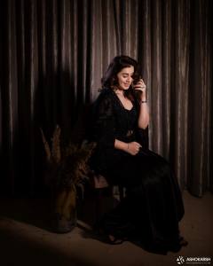 nikki-galrani-travel-photos-010