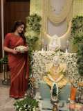 nikki-galrani-in-Tussar-silk-rust-red-with-warm-metallic-gold-saree-and-high-round-neckline-blouse-and-Styled-with-traditional-gold-jewelry-photos-006