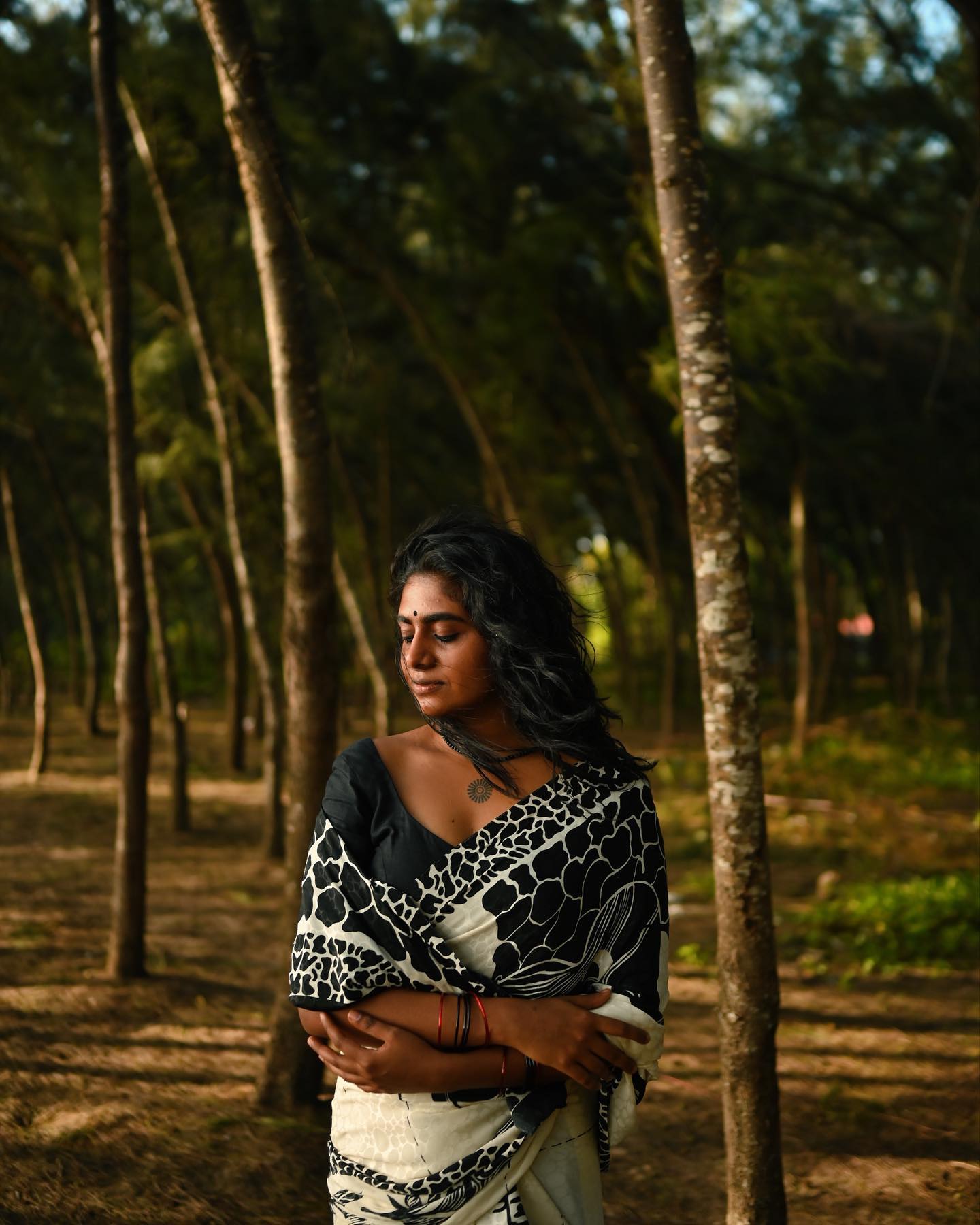 Village Barber Stories: Bengali Actress silky long hair | Saree Photoshoot