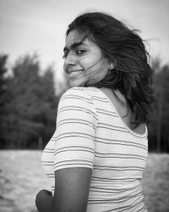 nimisha-new-black-and-white-photo2012-002