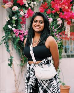 nimisha-sajayan-latest-photos-in-black-overlay-002