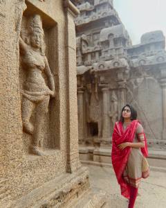 nimisha-sajayan-latest-photos-in-new-style-006