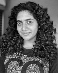 nimisha-sajayan-new-different-look-photos-004
