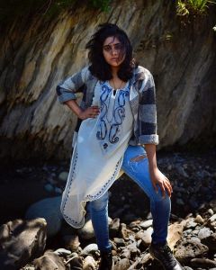 nimisha-sajayan-no-makeup-pics-002