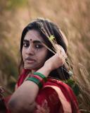 nimisha-sajayan-saree-with-light-makeup-look-002