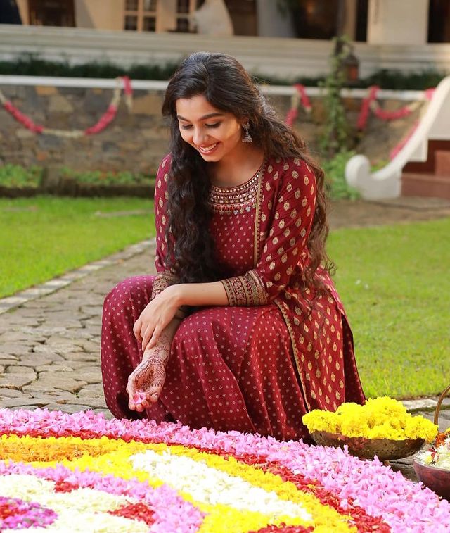 Malayalam-actress-Niranjana-Anoop-onam-photos-002