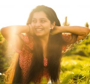niranjana-anoop-childhood-photos-and-new-006