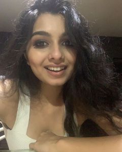 niranjana-anoop-childhood-photos-and-new