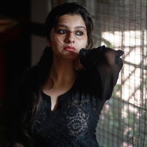 niranjana anoop images new3421-005