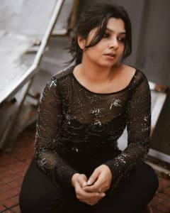 niranjana-anoop-in-jeans-with-trending-top-style-photos-005