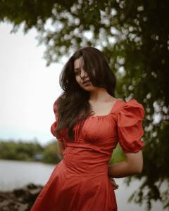 niranjana-anoop-in-latest-fashion-trend-ideas-photos-005