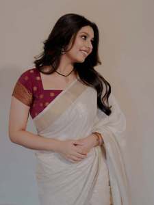 niranjana-anoop-in-onam-saree-and-blouse-style-photos-002