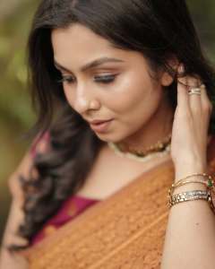 niranjana-anoop-latest-look-pictures-002