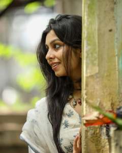 niranjana-anoop-latest-look-pictures-013