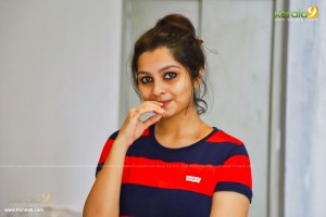 niranjana anoop latest photos-007