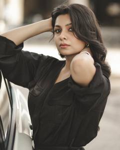 niranjana-anoop-latest-photos-031