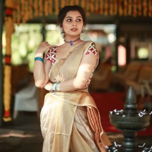 niranjana-anoop-latest-photos-in-dance-dress-003