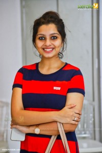 niranjana anoop new photos-012